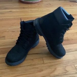 Black leather Timberland boots, worn once, SZ 81/2